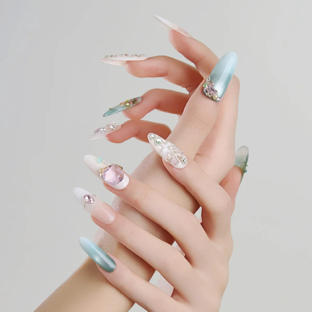 Minty Glaze image 3