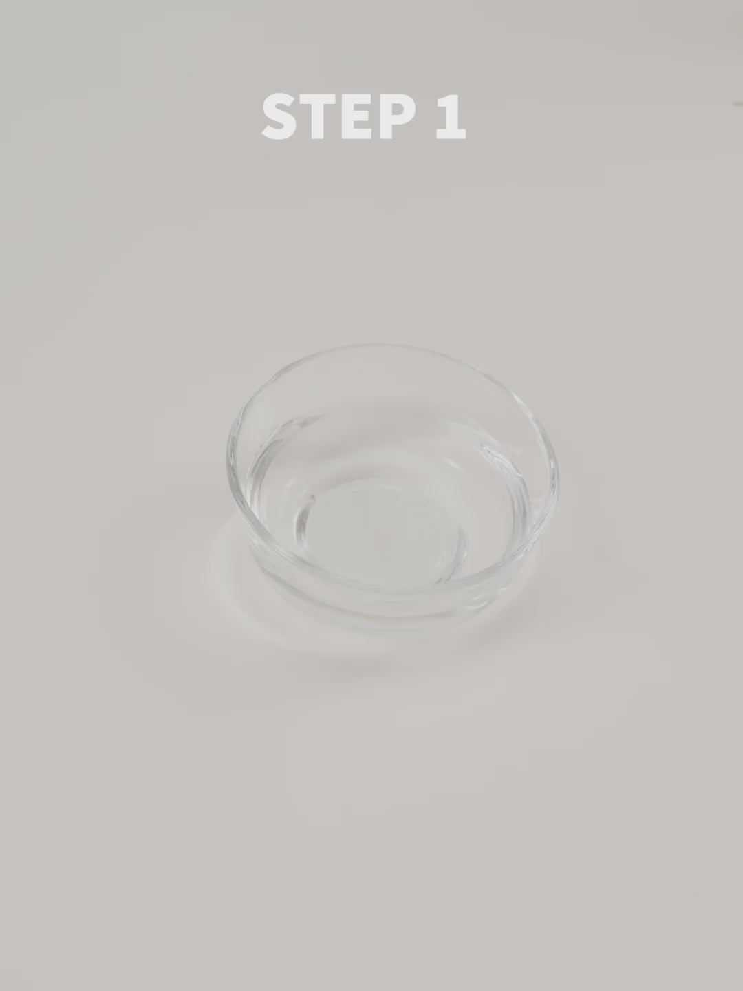 A video that show how to remove press on nails