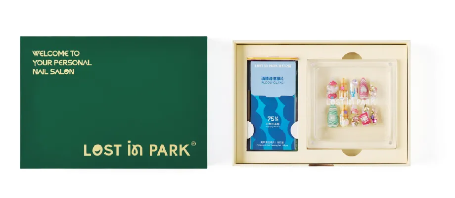 LOST in PARK deluxe nail gift box with green outer packaging and full unboxing layout
