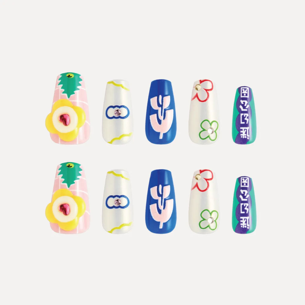 product_lost-in-park-Flower-Bazzar-press-on-nails 21 Full set of Flower Bazaar press-on nails arranged in two rows with floral and graphic patterns